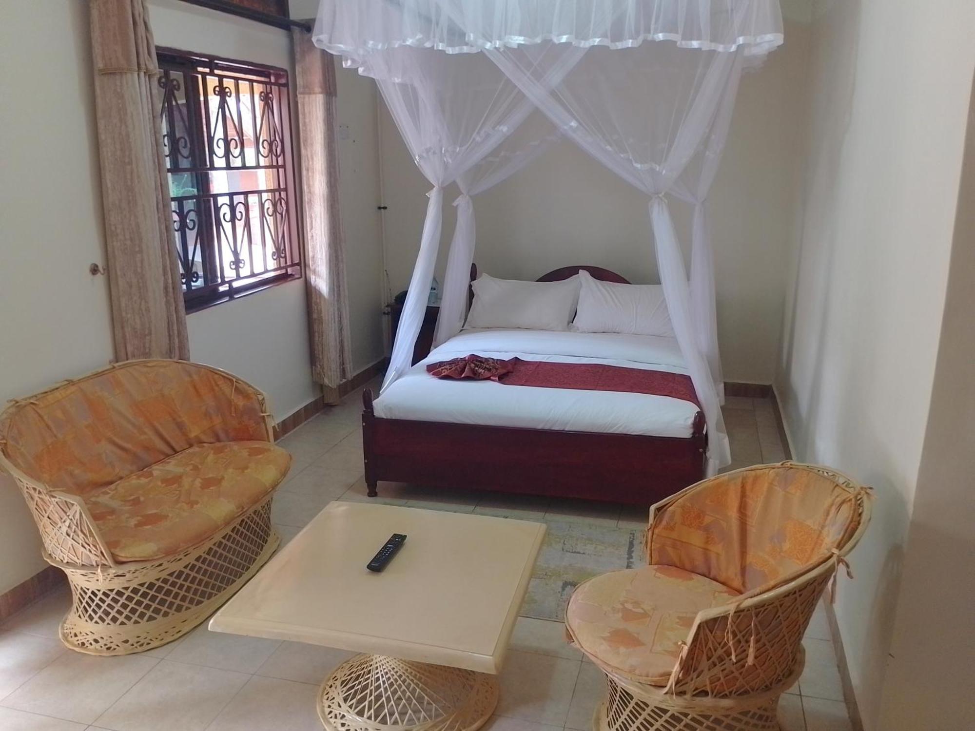 Acacia Country Inn Mbarara Ngoại thất bức ảnh