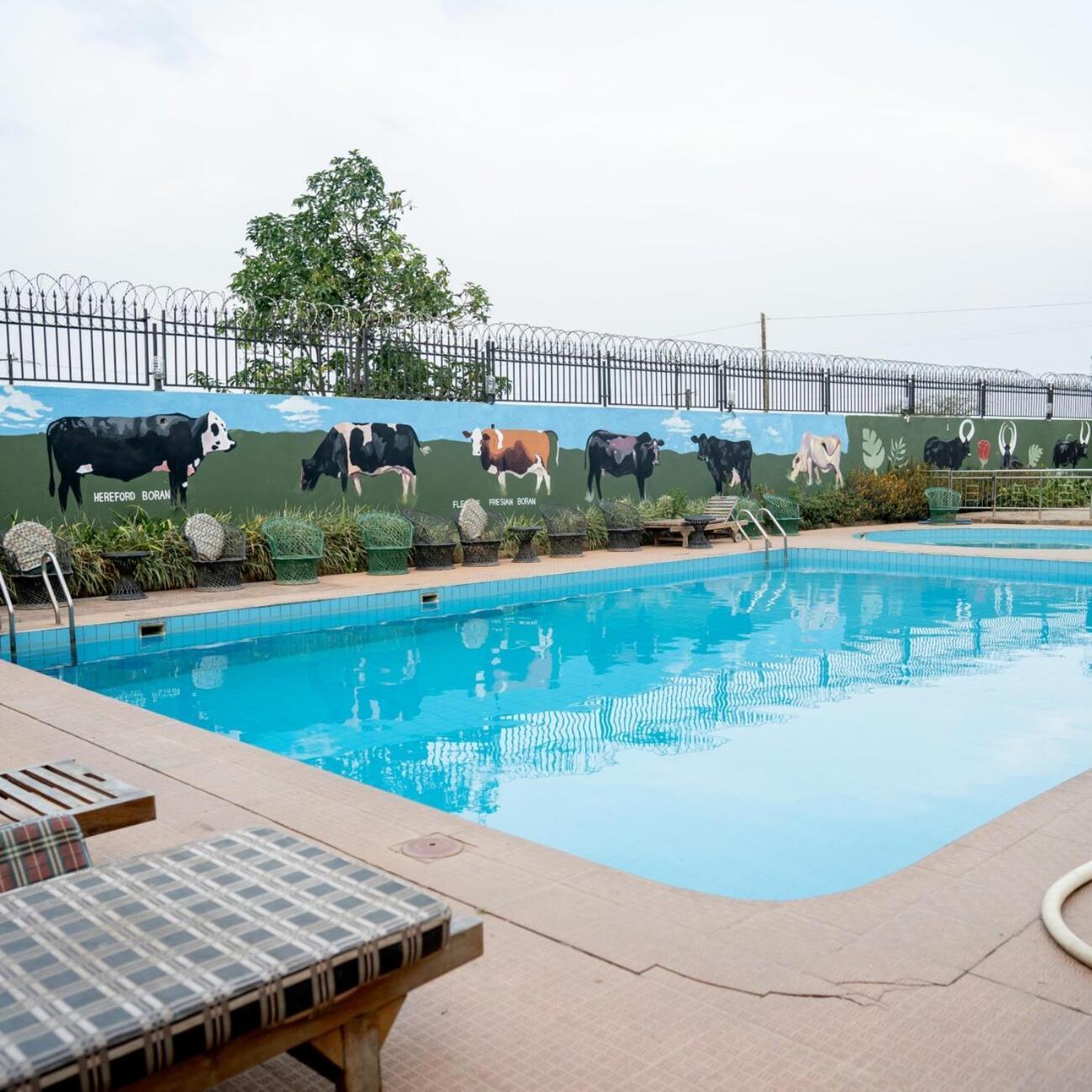 Acacia Country Inn Mbarara Ngoại thất bức ảnh